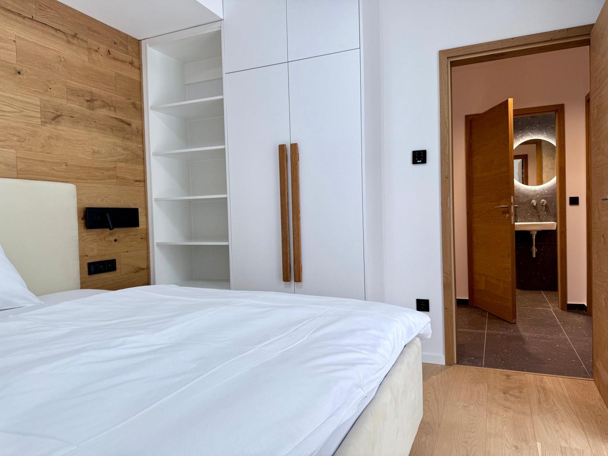 Elsa Spa Apartments Тукс Номер фото